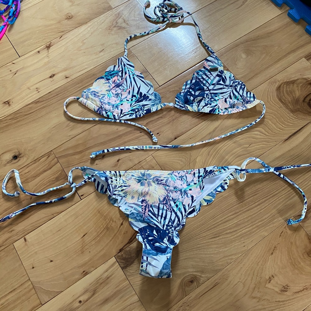Roxy Bikini, M - image 1